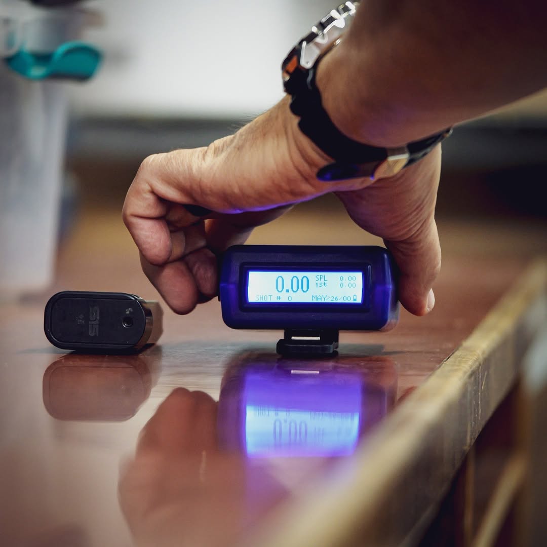 Demonstration of a shot timer showing the display screen.